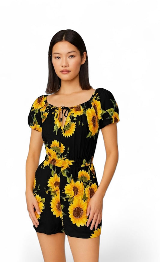 ✨ Sunflower Bliss Romper – Pink Rouge Edition ✨
Step into sunshine with this flirty, floral romper that radiates pure joy.